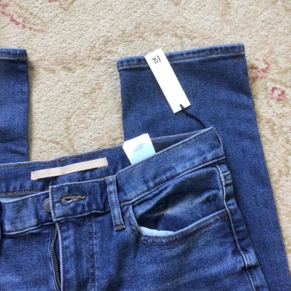 Men’s Banana Republic Slim Fit Medium Wash Traveler Jeans sz 32”x34” - Picture 7 of 10